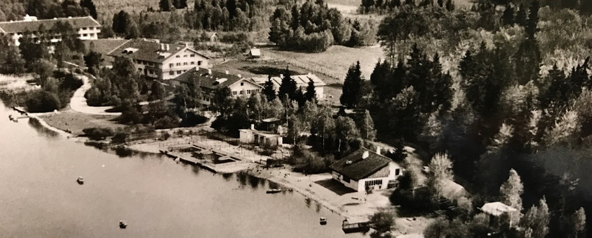 Luftbild von Seewiesen im Jahr 1960 (als Postkarte)
